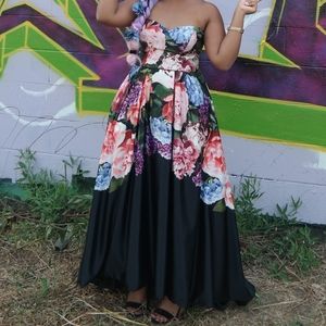 SEQUIN HEARTS Black Multi Floral Strapless Gown